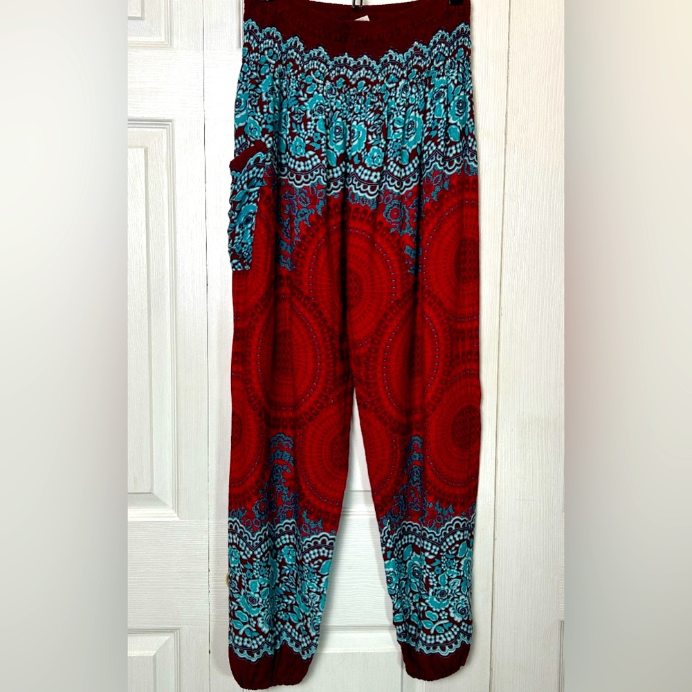 M126 // Boho Harem Pants // EUC // L/XL